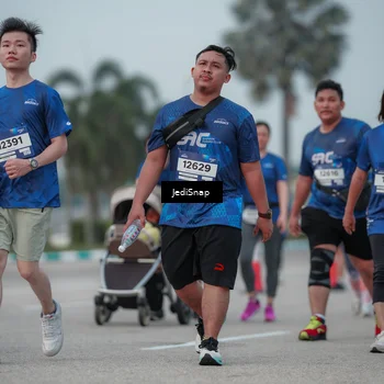Runner Photo 7553871