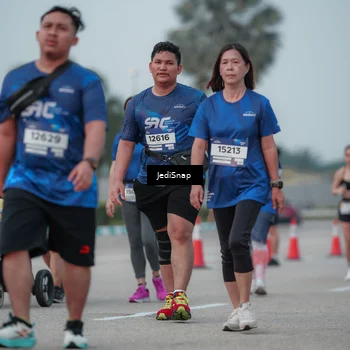 Runner Photo 7553875