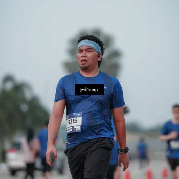 Runner Photo 7553897