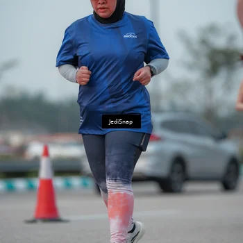 Runner Photo 7553899