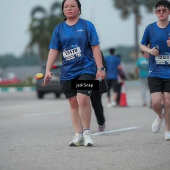Runner Photo 7553922