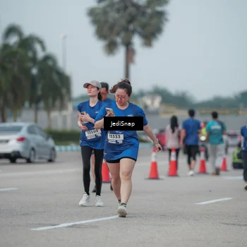 Runner Photo 7553939