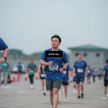 Runner Photo 7553946