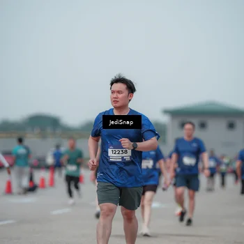 Runner Photo 7553948