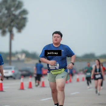 Runner Photo 7553949
