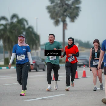 Runner Photo 7553955
