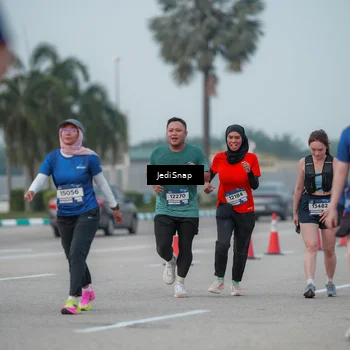 Runner Photo 7553958