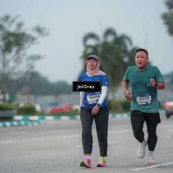 Runner Photo 7553964