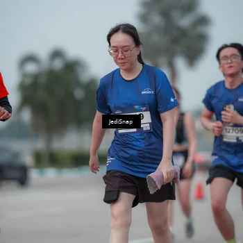 Runner Photo 7553976