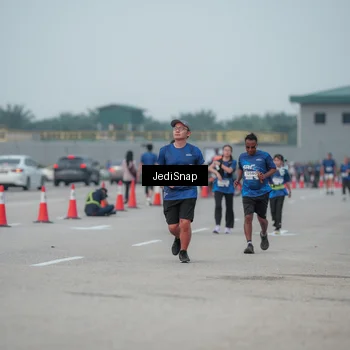 Runner Photo 7553981