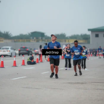 Runner Photo 7553982