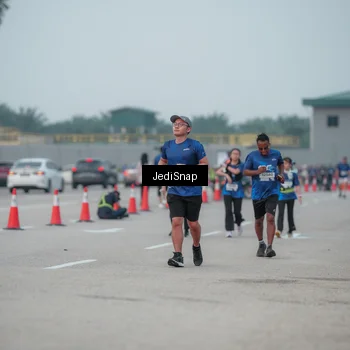 Runner Photo 7553985