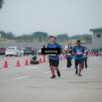 Runner Photo 7553986