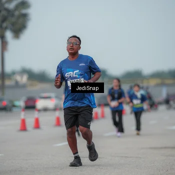 Runner Photo 7554001