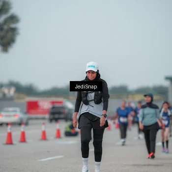 Runner Photo 7554039