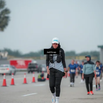 Runner Photo 7554040