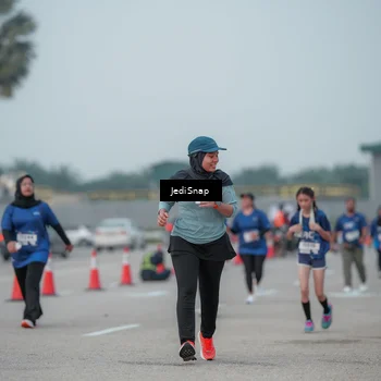 Runner Photo 7554049