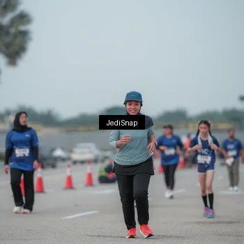 Runner Photo 7554054