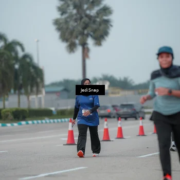 Runner Photo 7554055