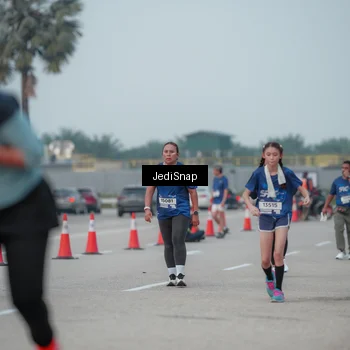Runner Photo 7554061