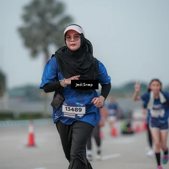 Runner Photo 7554071