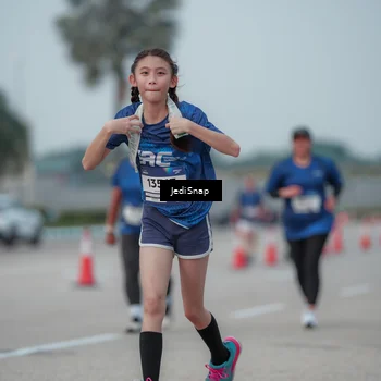 Runner Photo 7554078