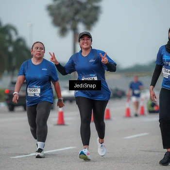 Runner Photo 7554085