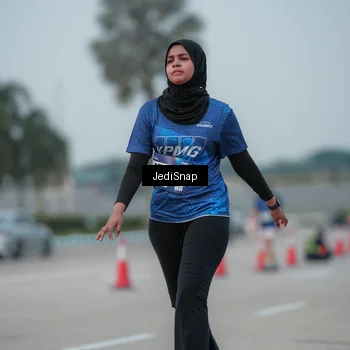 Runner Photo 7554095