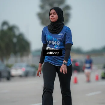 Runner Photo 7554101