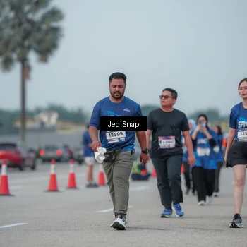 Runner Photo 7554103