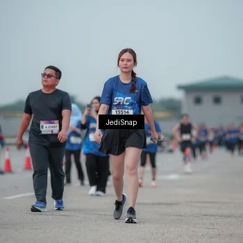 Runner Photo 7554120