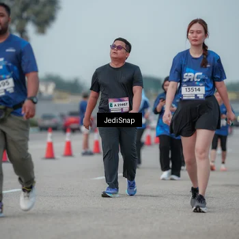Runner Photo 7554123