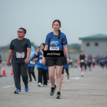 Runner Photo 7554124