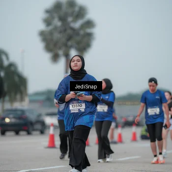 Runner Photo 7554128