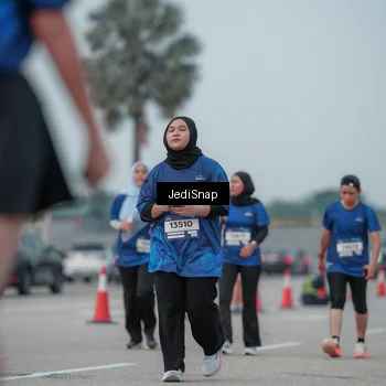 Runner Photo 7554131