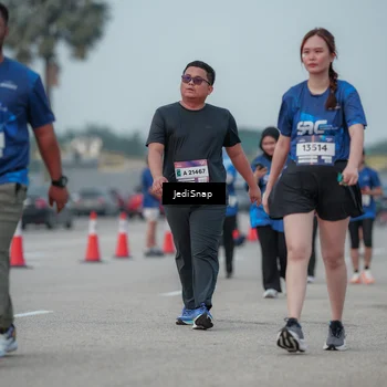 Runner Photo 7554133