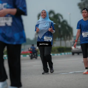 Runner Photo 7554138