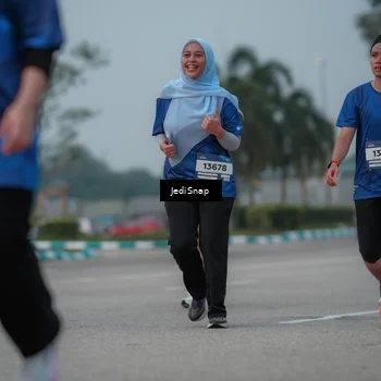 Runner Photo 7554141