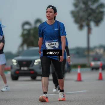 Runner Photo 7554147