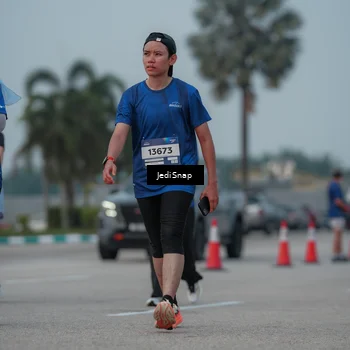 Runner Photo 7554148
