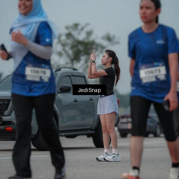 Runner Photo 7554150