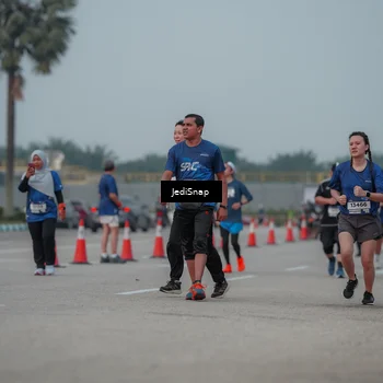 Runner Photo 7554152