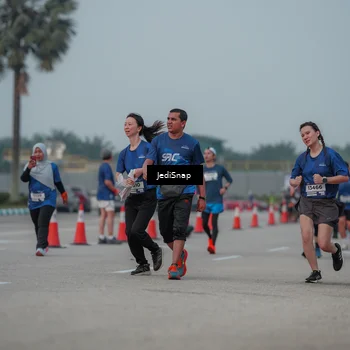 Runner Photo 7554154