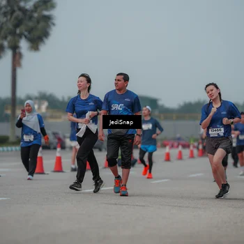 Runner Photo 7554155