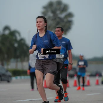 Runner Photo 7554165