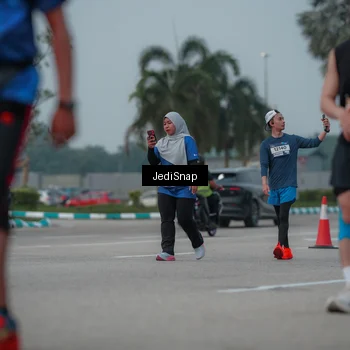 Runner Photo 7554182