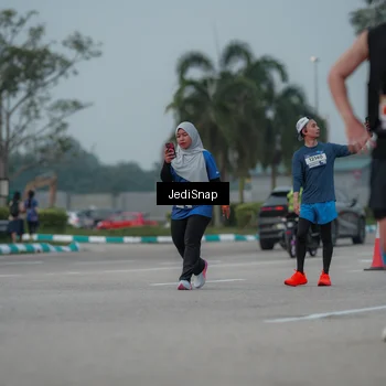 Runner Photo 7554186