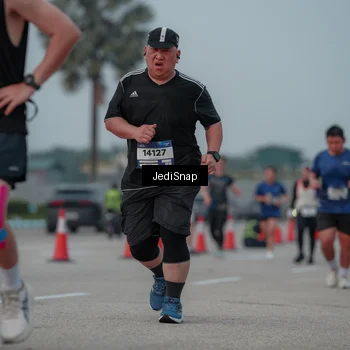 Runner Photo 7554197