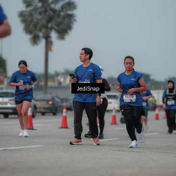 Runner Photo 7554208