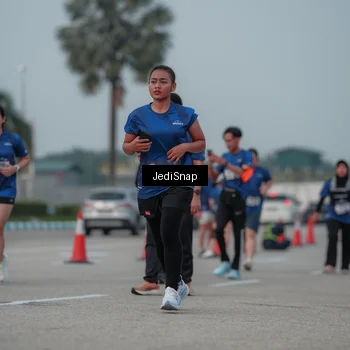 Runner Photo 7554214